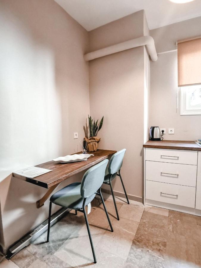 Tip Top Apartment Chalkida Bagian luar foto